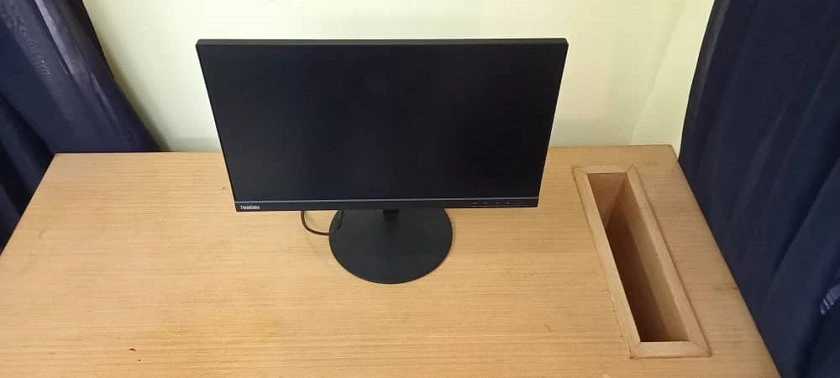 Lenovo ThinkVision Monitor T22i-10 Review